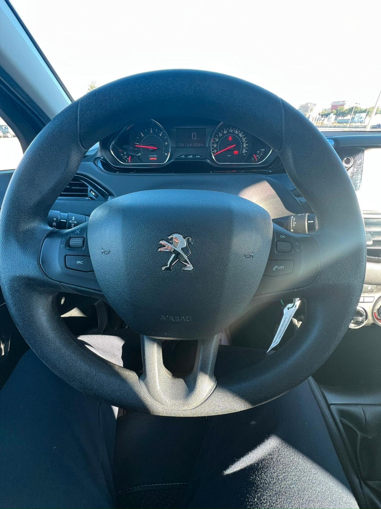 Peugeot 208 1.4 HDi 68 CV 5 porte Allure - 2014