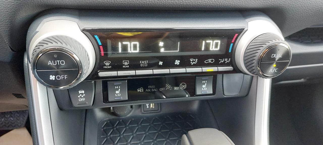 Suzuki Across Across 2.5 Plug-in Hybrid E-CVT 4WD Top