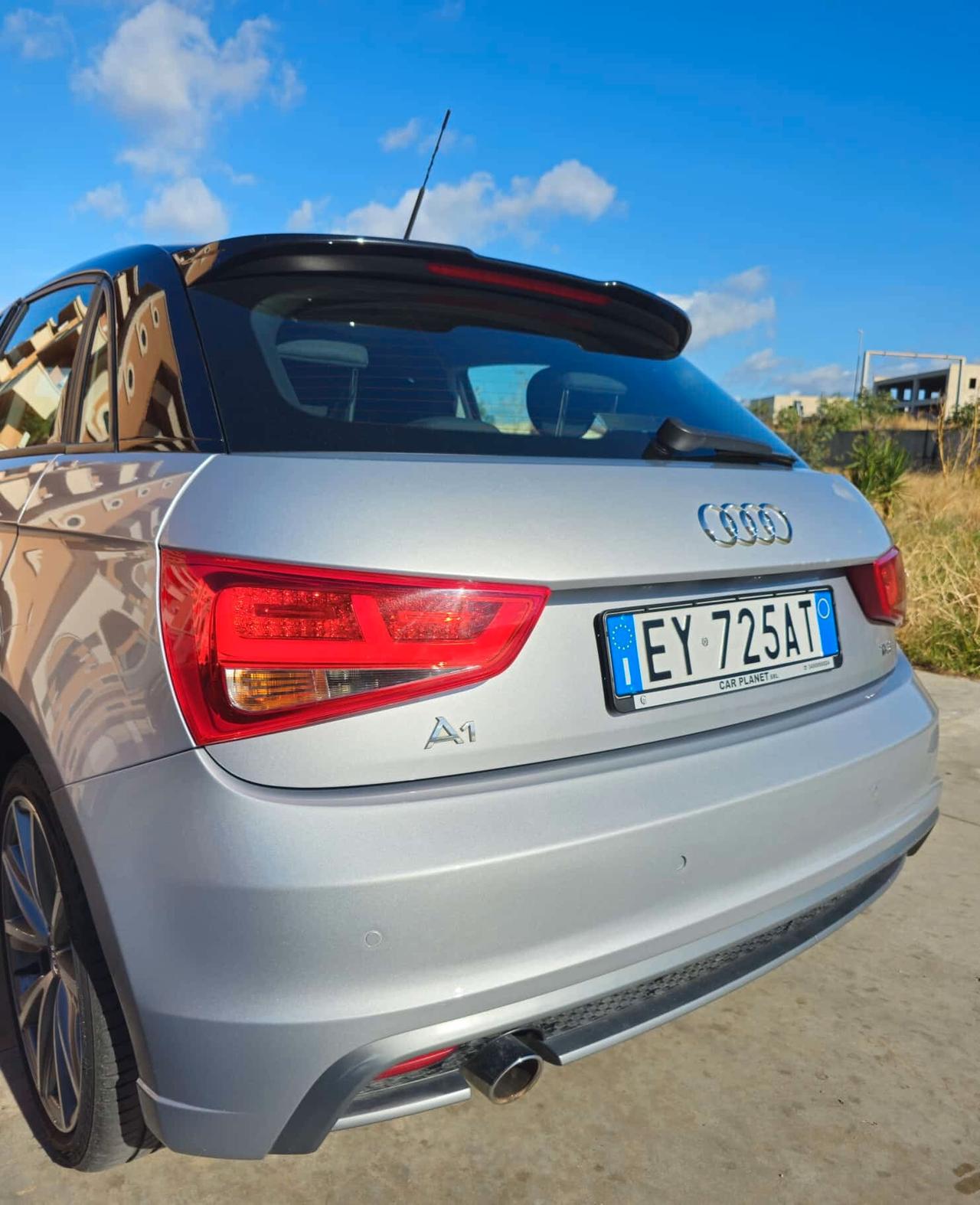 Audi A1 1.6 TDI S line edition