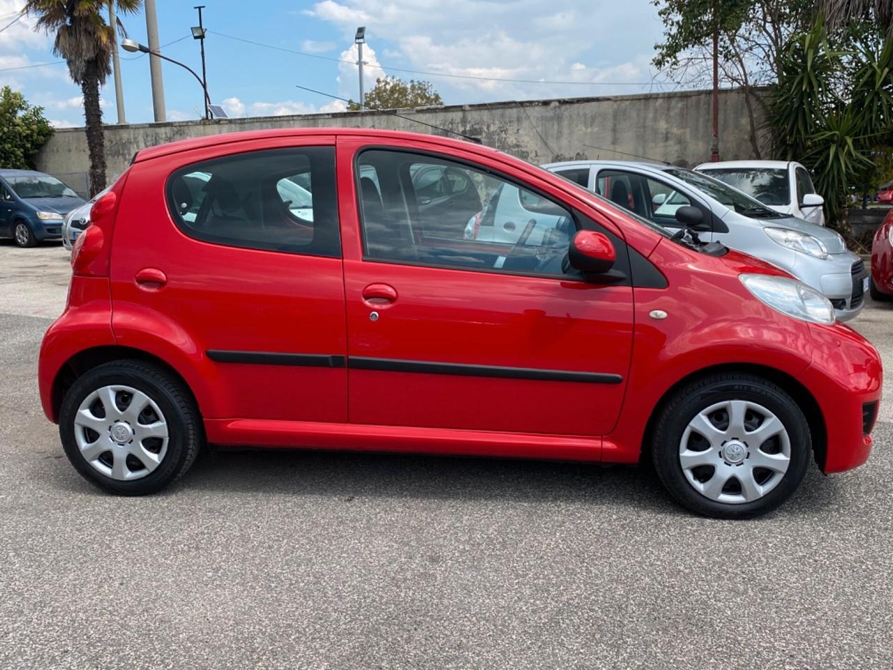 Peugeot 107 1.0 68CV 5p. Sweet Years