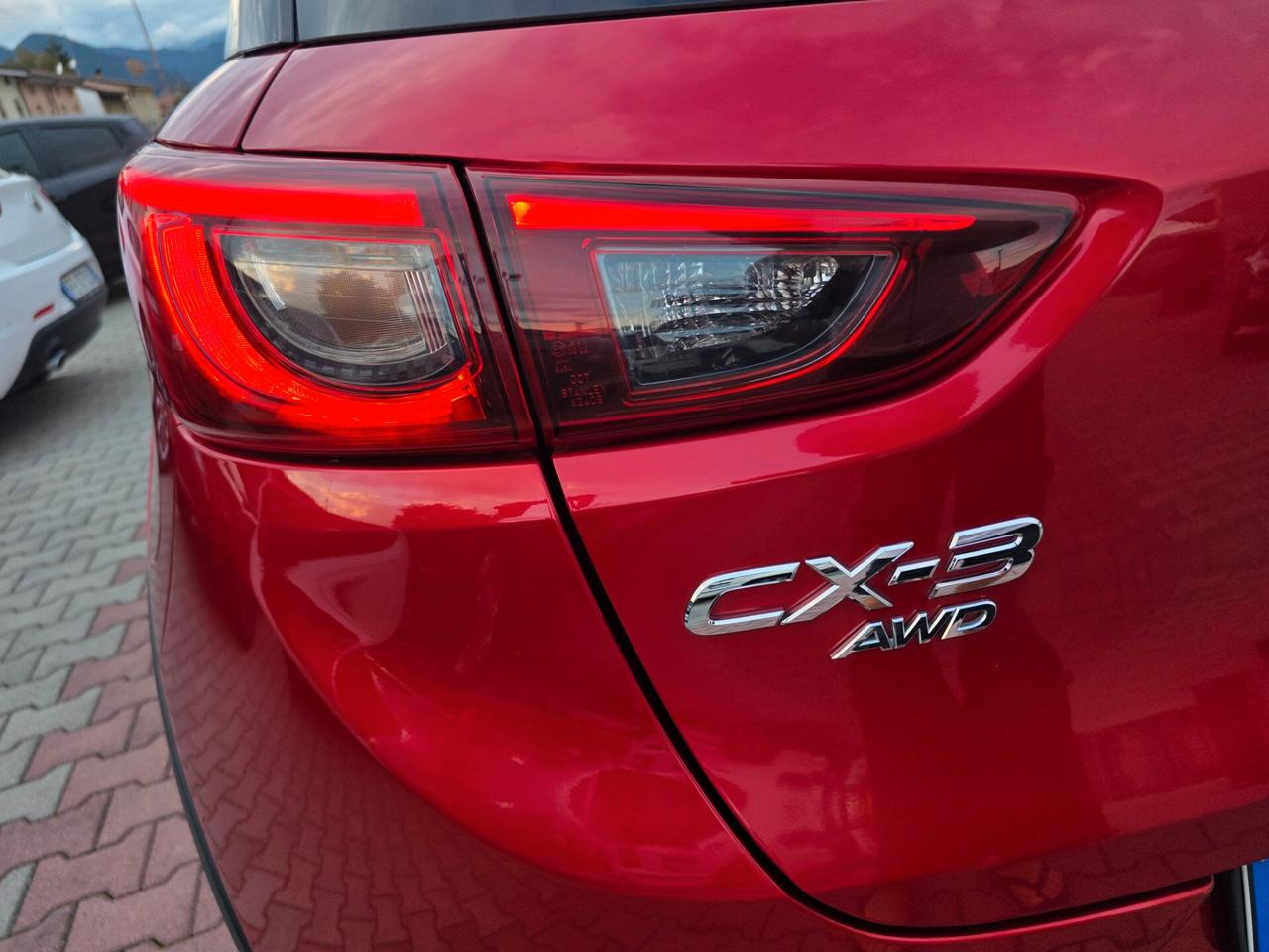 Mazda CX-3 1.5D 4x4 autom.Edition gancio di traino
