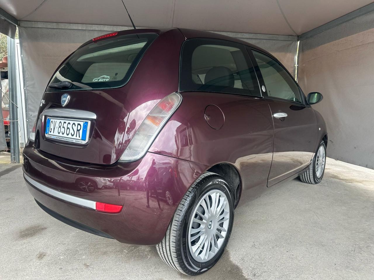 Lancia Ypsilon 1.4 Platino Ecochic GPL