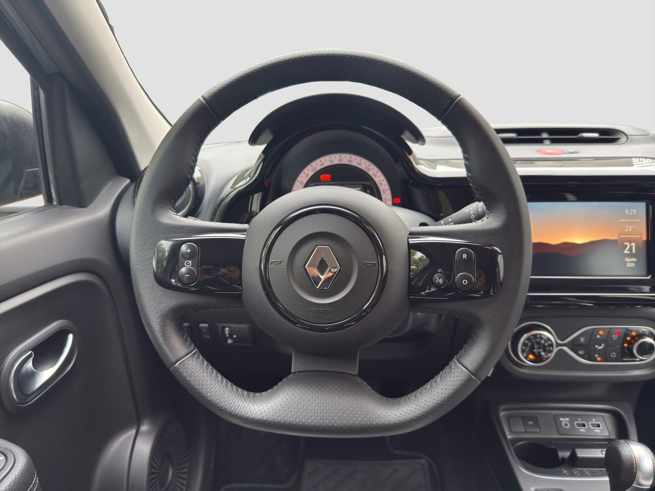 Renault Twingo Electric Urban Night
