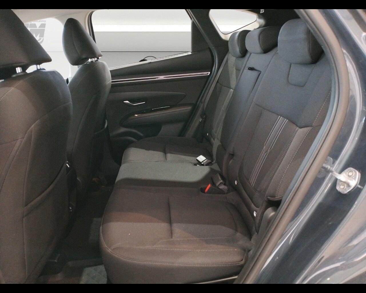 HYUNDAI Tucson 3ª serie Tucson 1.6 HEV aut. Ex...