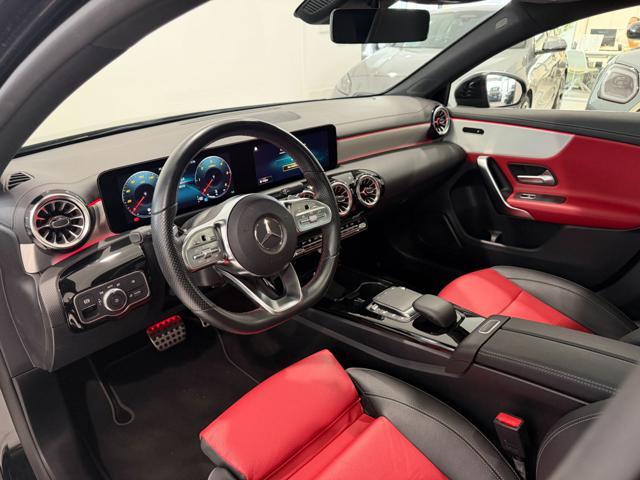 MERCEDES-BENZ A 200 d Automatic Premium AMG *Tetto panoramico*
