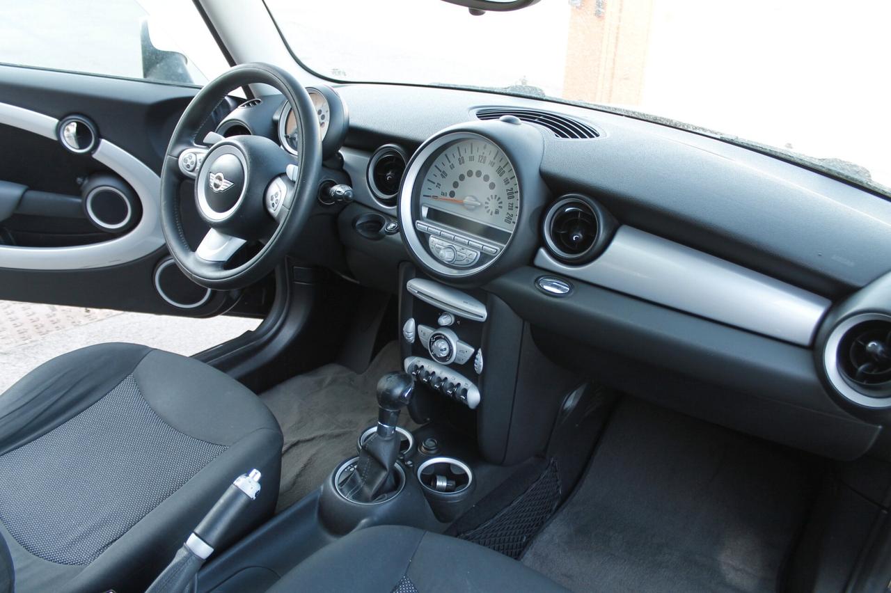 Mini 1.6 16V Cooper D