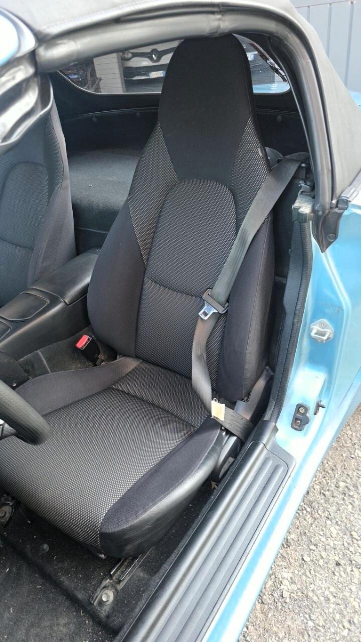 Mazda MX-5 1.6i 16V Rainbow