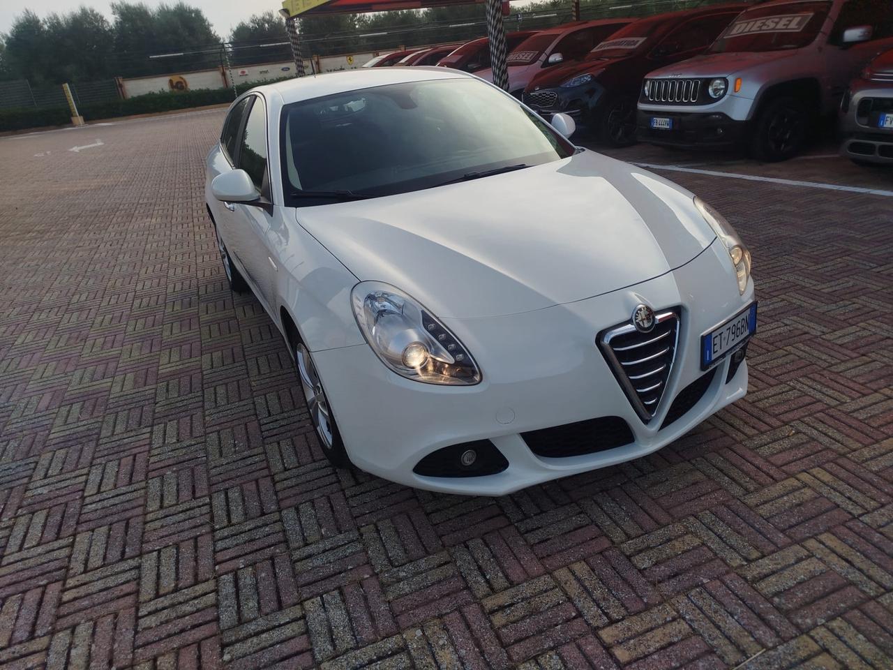 Alfa Romeo Giulietta 1.6 JTDm-2 105 CV Exclusive