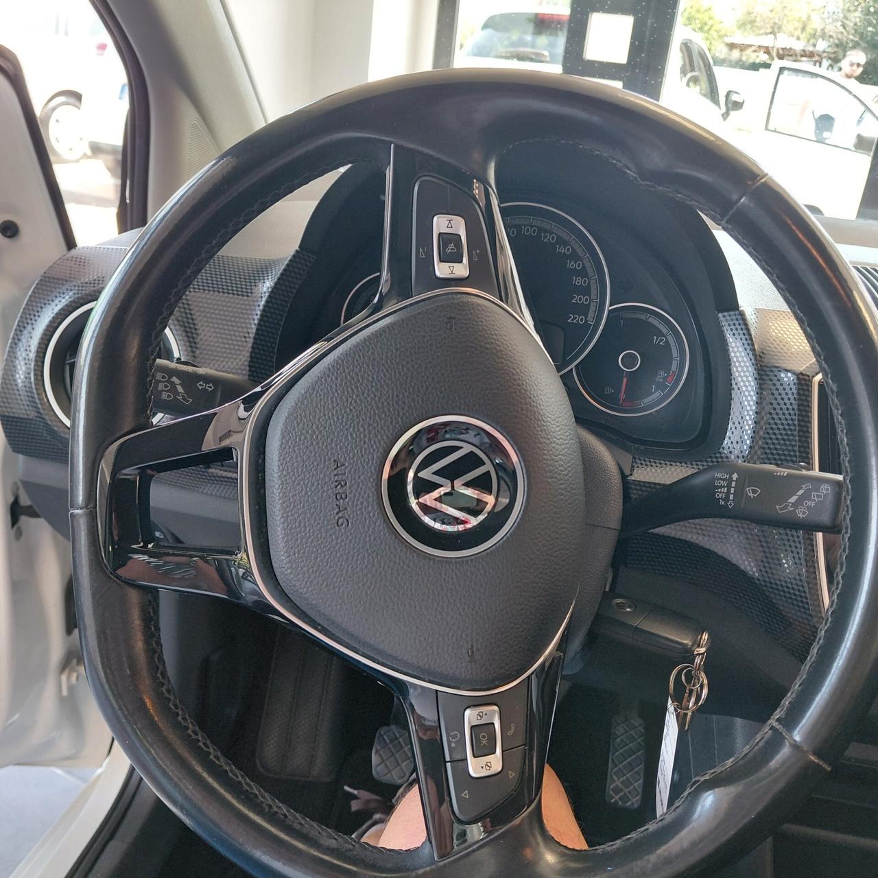 VOLKSWAGEN UP ANNO 2020 BZ METANO ADATTA NEOPATENTATI KM 100 MILA