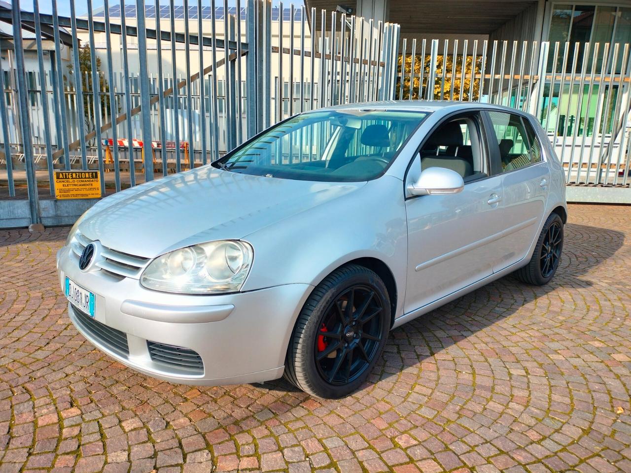 Volkswagen Golf 1.6 16V FSI 5p. Comfortline