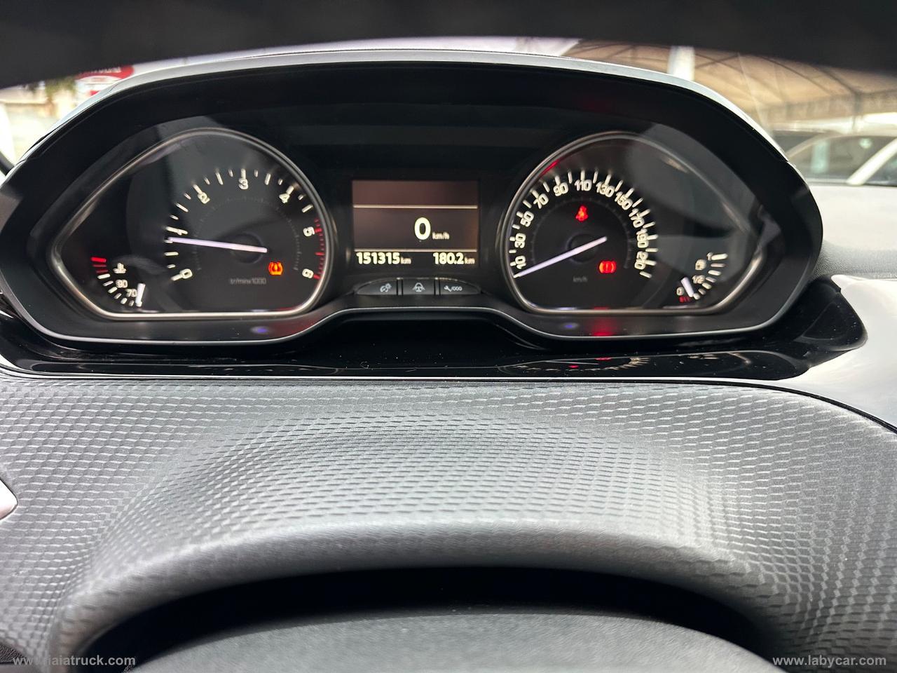 PEUGEOT 2008 BlueHDi 120 S&S GT Line