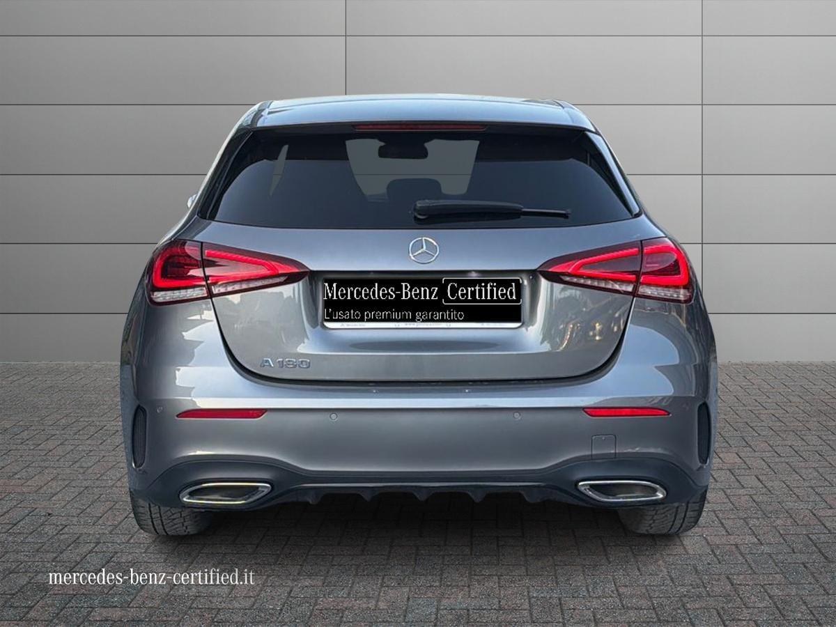 Mercedes-Benz A 180 Premium auto