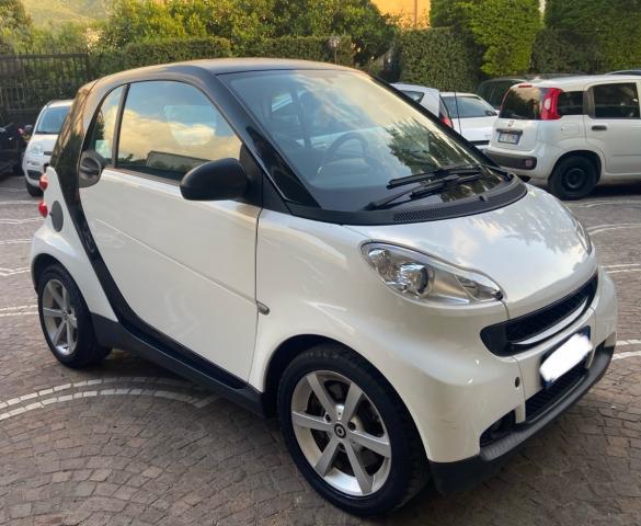 SMART Fortwo 1000 52 kW MHD coupé passion