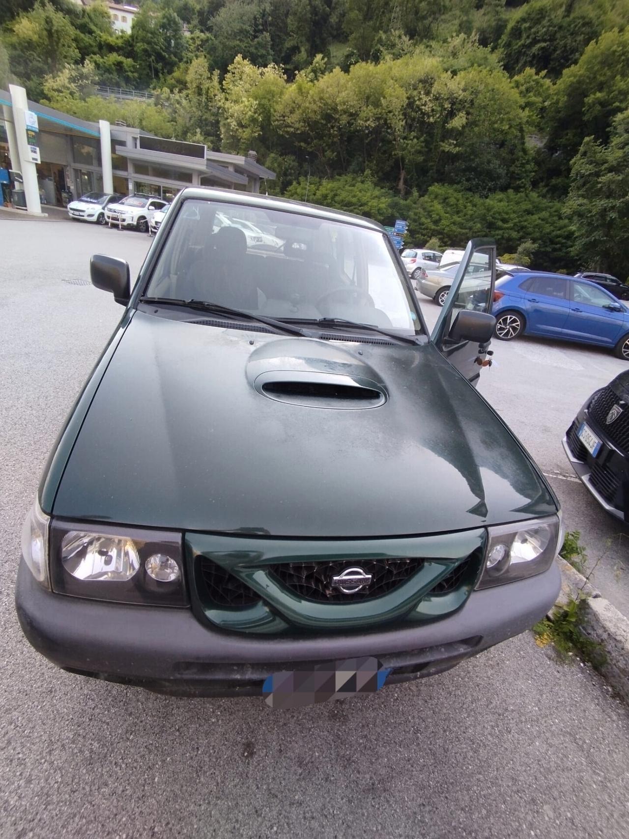 Nissan Terrano II 2.7 TD 3 porte Europe