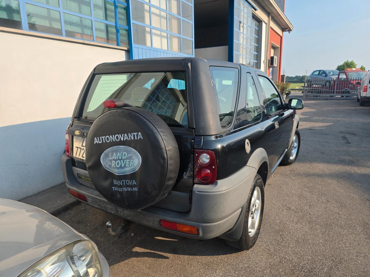 Land Rover Freelander 2.0 TD cat 3p. Hardback