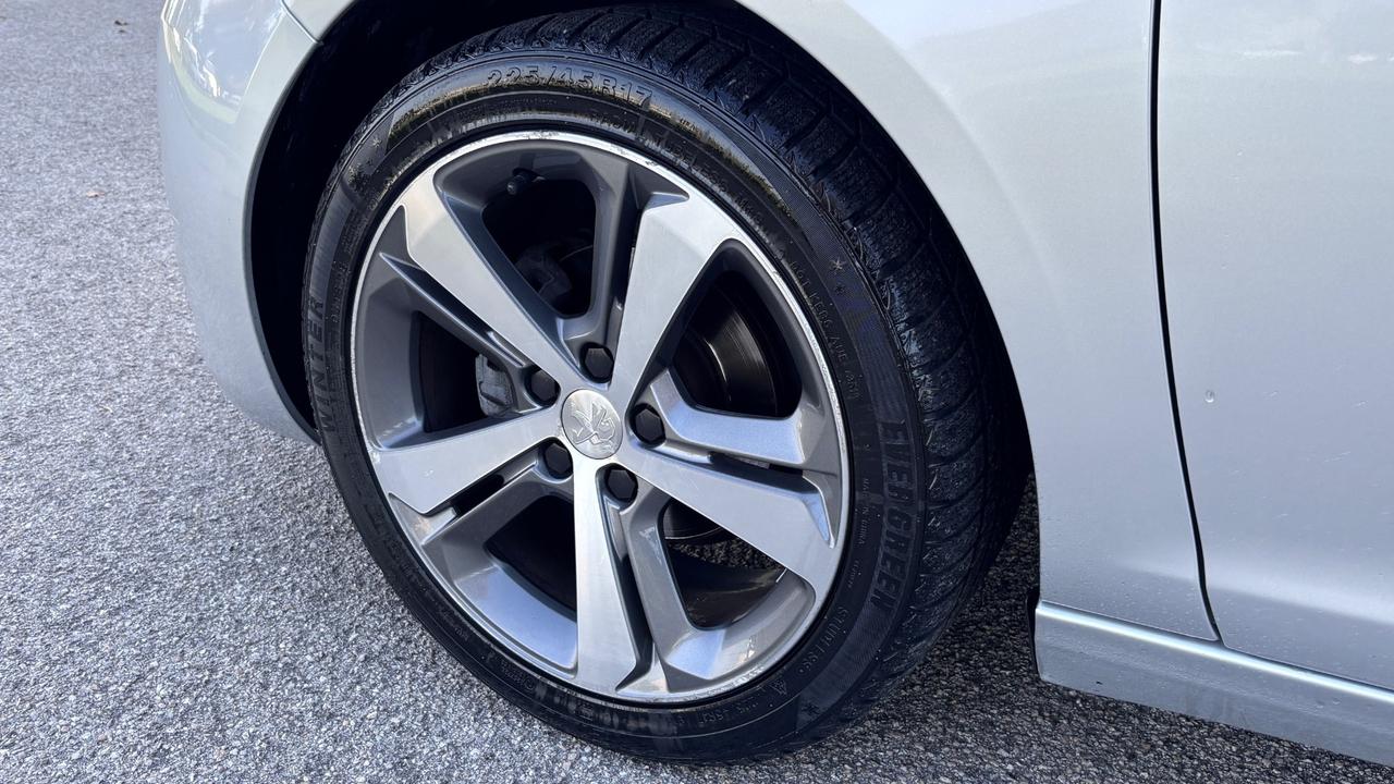 Peugeot 308 BlueHDi 150 S&S Business
