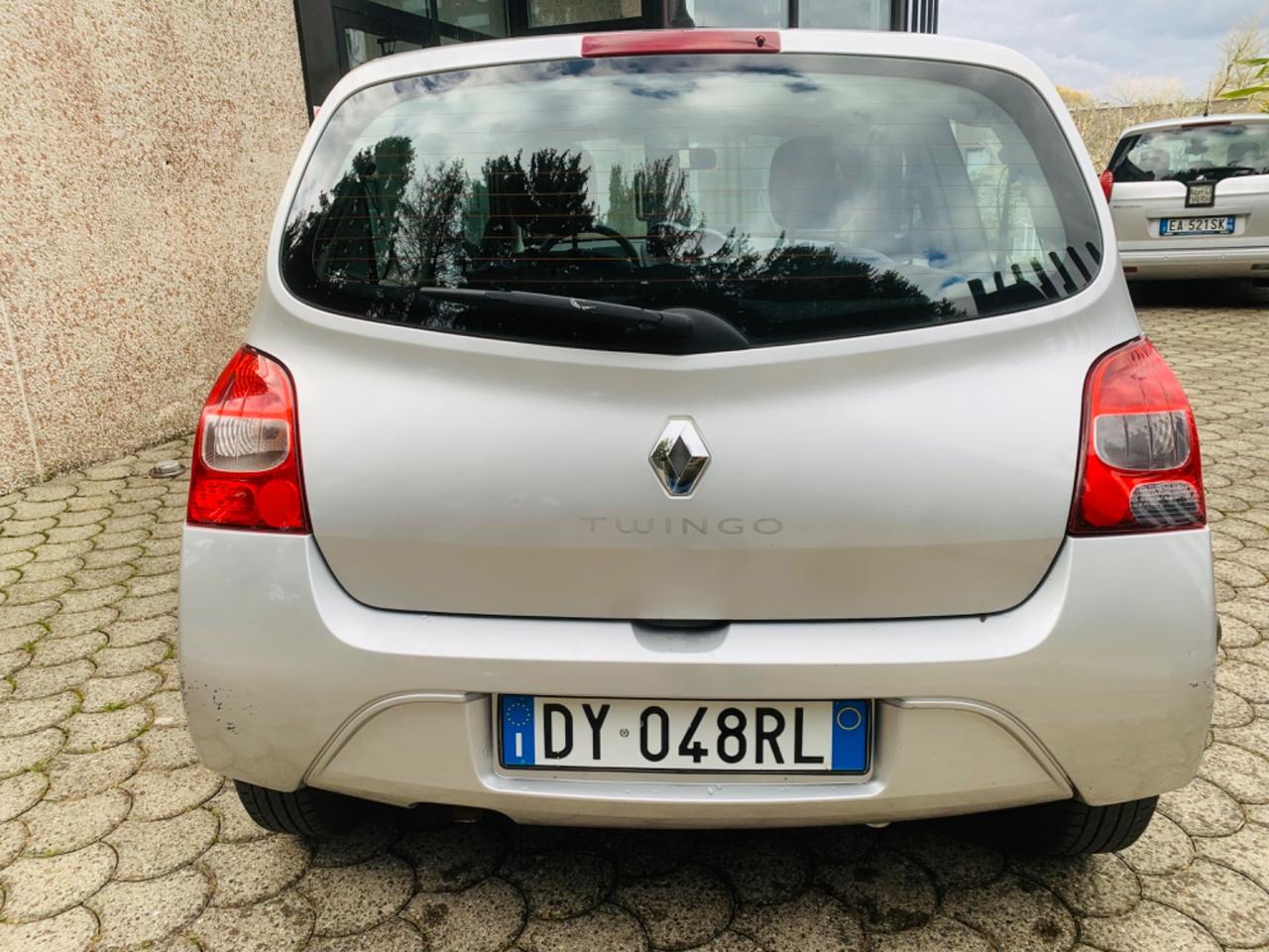 Renault Twingo 1.2 16V GPL Le Iene
