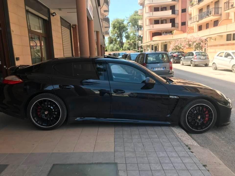 Porsche Panamera 4.8 Turbo S Executive V8 550CV