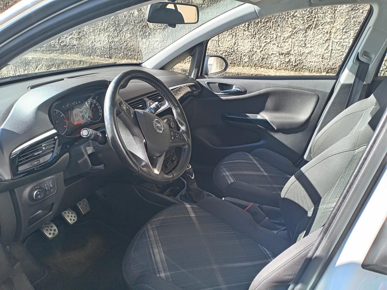 Opel Corsa 1.4 90CV GPL Tech 5 porte b-Color