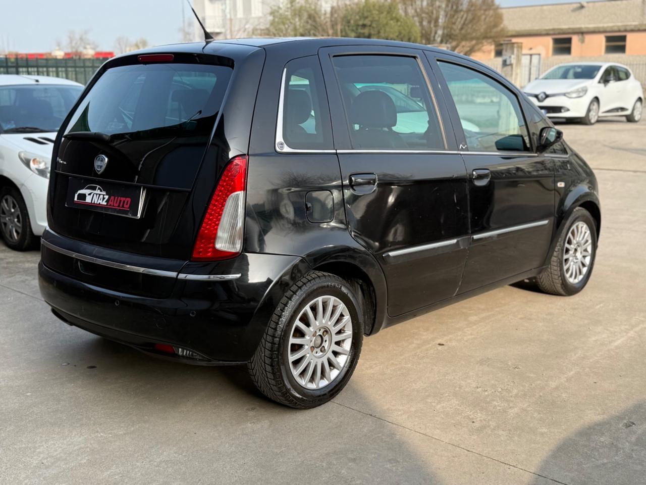 Lancia MUSA 1.4 16V Poltrona Frau