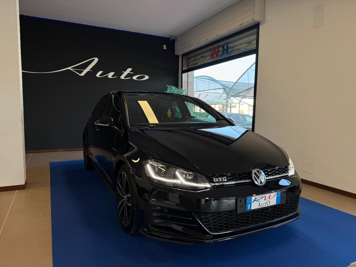 VOLKSWAGEN - Golf - GTD 2.0 TDI DSG 5p.BlueMotion Tech.