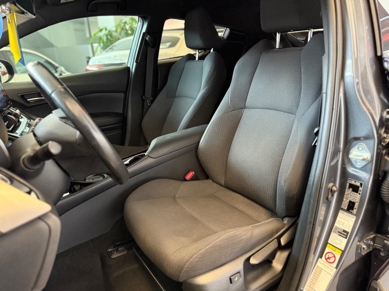 Toyota C-HR 1.8 Hybrid E-CVT Lounge