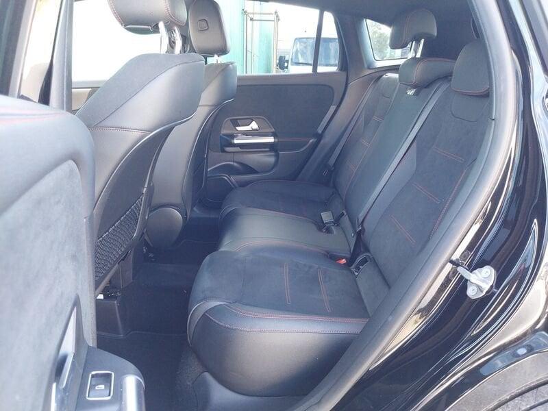 Mercedes-Benz GLA GLA 180 d Automatic Premium