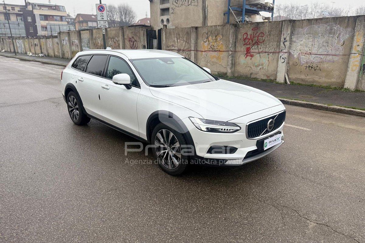 VOLVO V90 Cross Country B4 (d) AWD automatico Plus