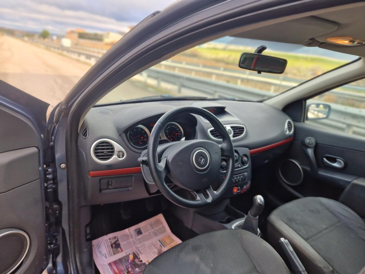 Renault Clio 1.2 16V 5 porte Rip Curl