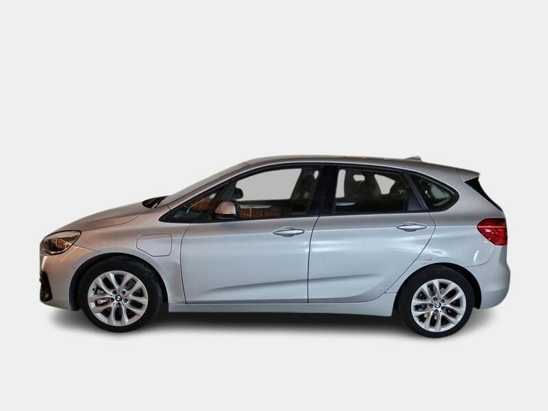 BMW 225 e ACTIVE TOURER iPerformance Business autom.