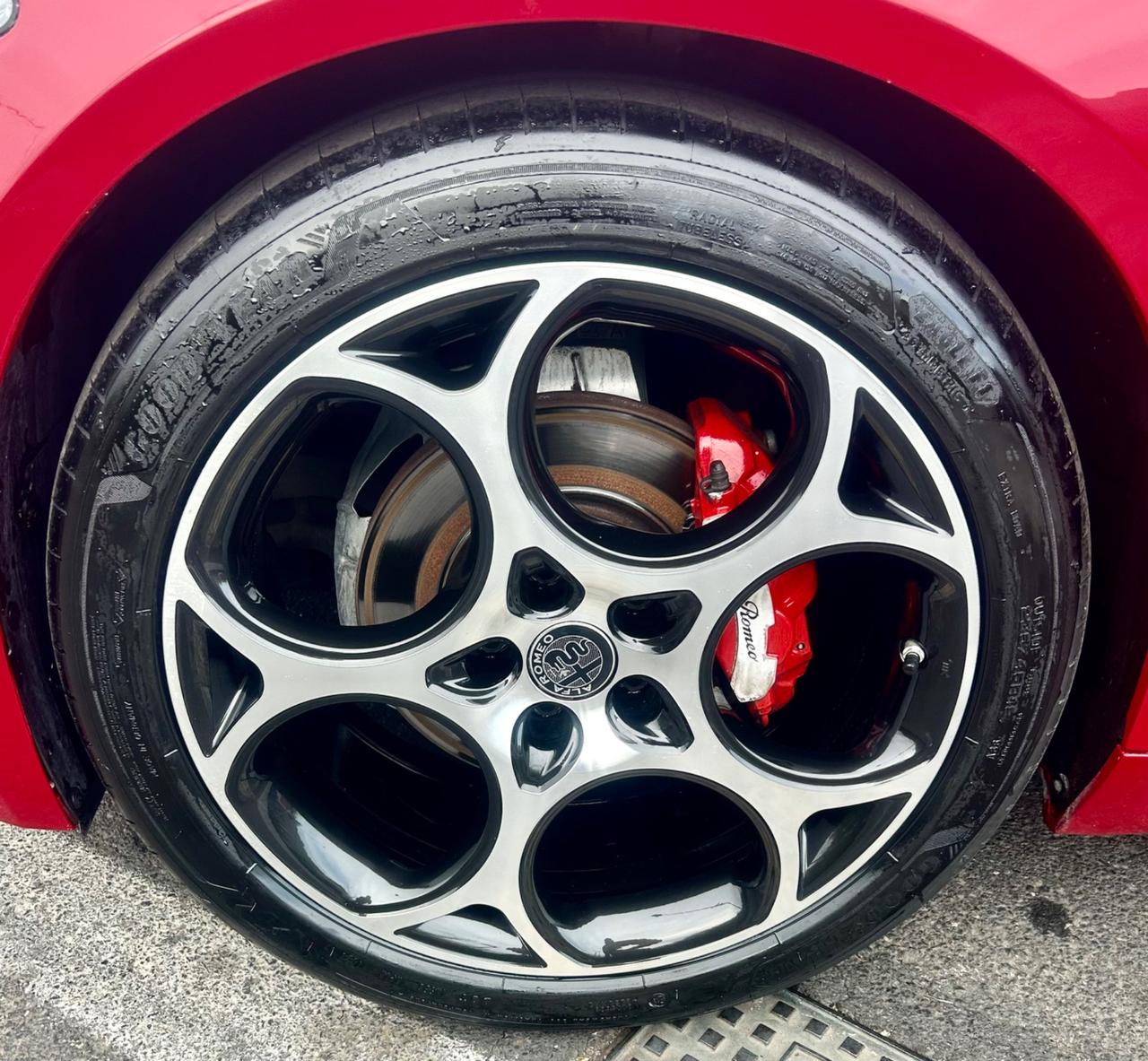 Alfa Romeo Giulia 2.2 Turbodiesel 160 CV AT8 Super q2