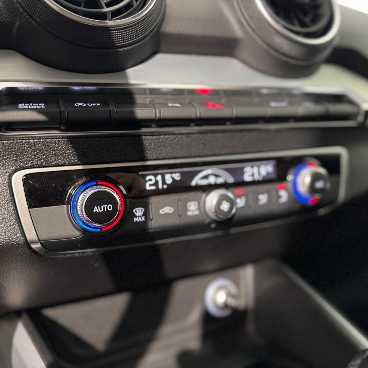 Audi Q2 30 TDI AUTOMATICA line Edition 2018