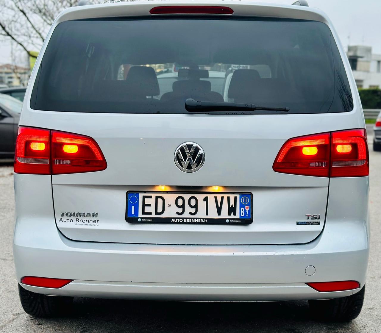 Volkswagen Touran 2011 1.2 benzina km solo 130,000GARANZIA 12 MESI ! ! !