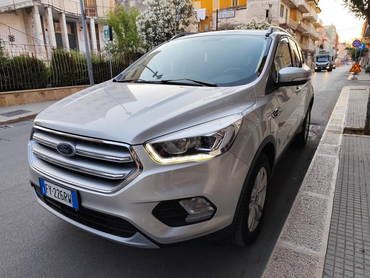 FORD Kuga 2.0 TDCI 120CV 2WD Business NAVI