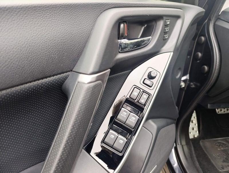 Subaru Forester Forester 2.0 dit XT lineartronic my18