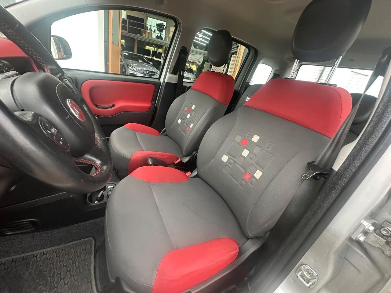 Fiat Panda 1.2 Lounge/5 posti/Prima mano/Aria condizionata