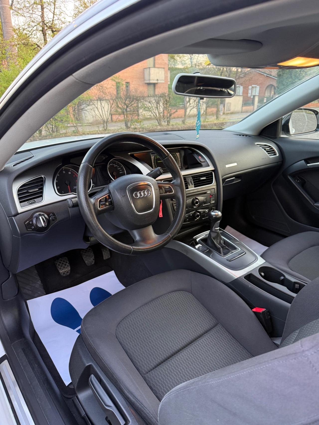 Audi A5 2.0 TFSI 180 CV Ambiente