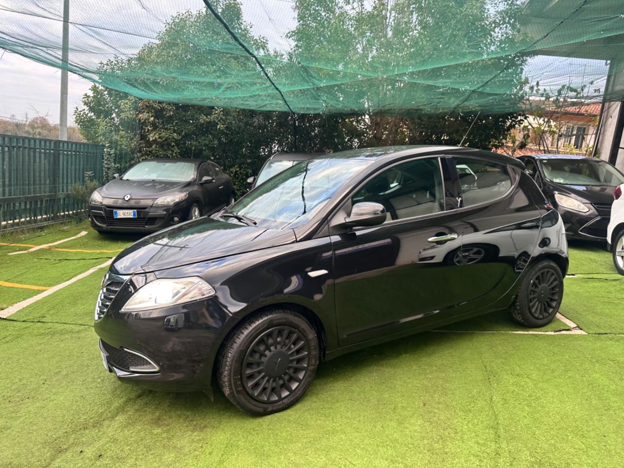 Lancia Ypsilon 1.2 69 CV Gold 113000-2013