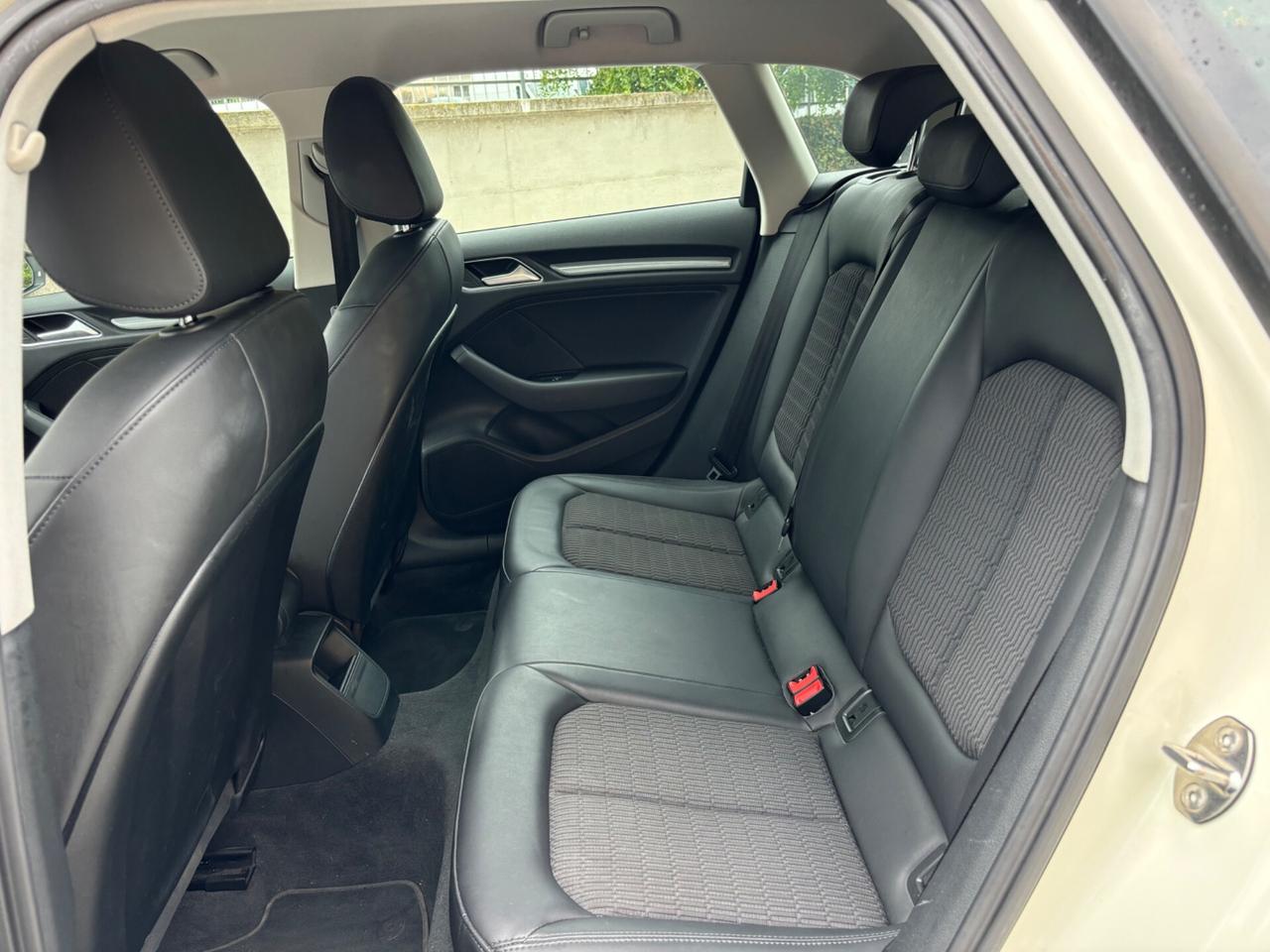 Audi A3 SPB 1.4 TFSI g-tron Ambition