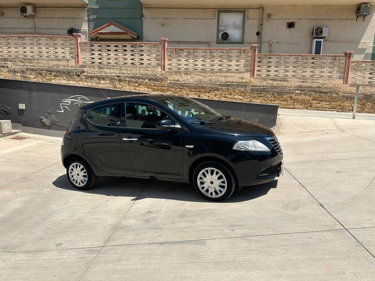 Lancia Ypsilon 1.3 MJT 16V 95 CV 5 porte S&S Gold