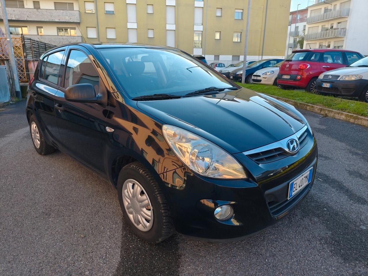 Hyundai i20 1.2 Benz Euro 5 5 porte