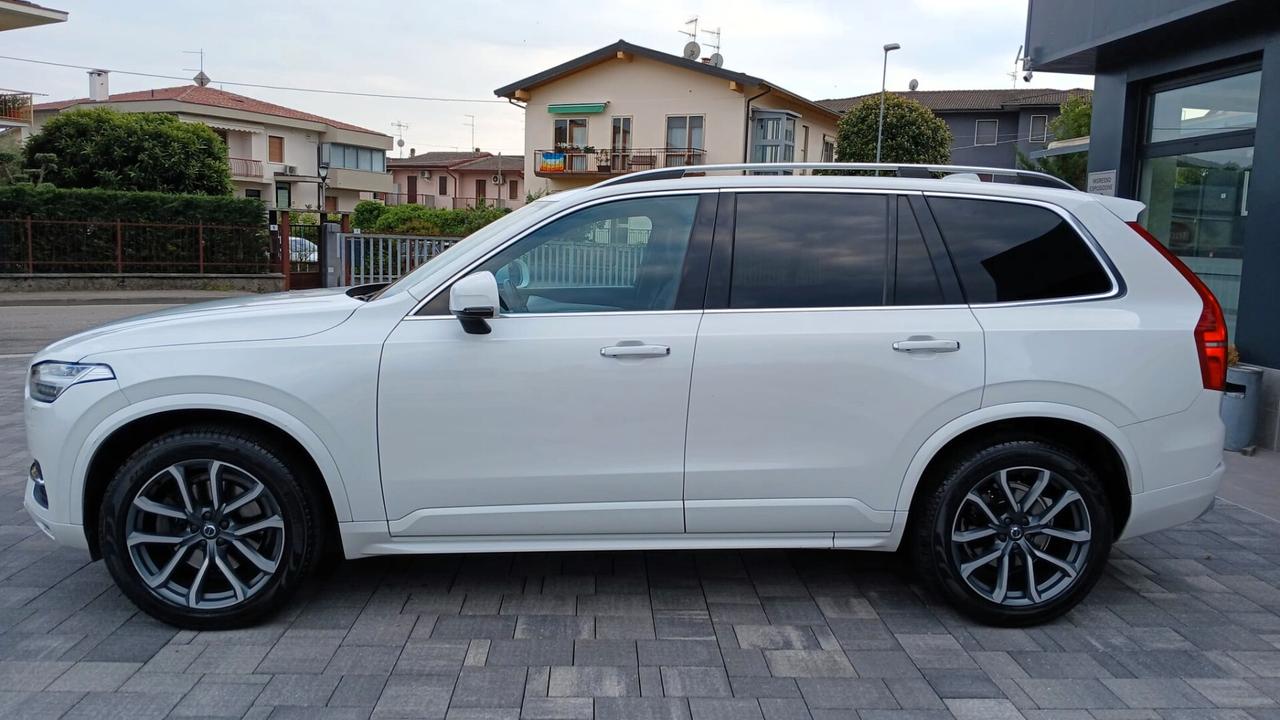 Volvo XC 90 XC90 D5 AWD Geartronic 7 posti Momentum