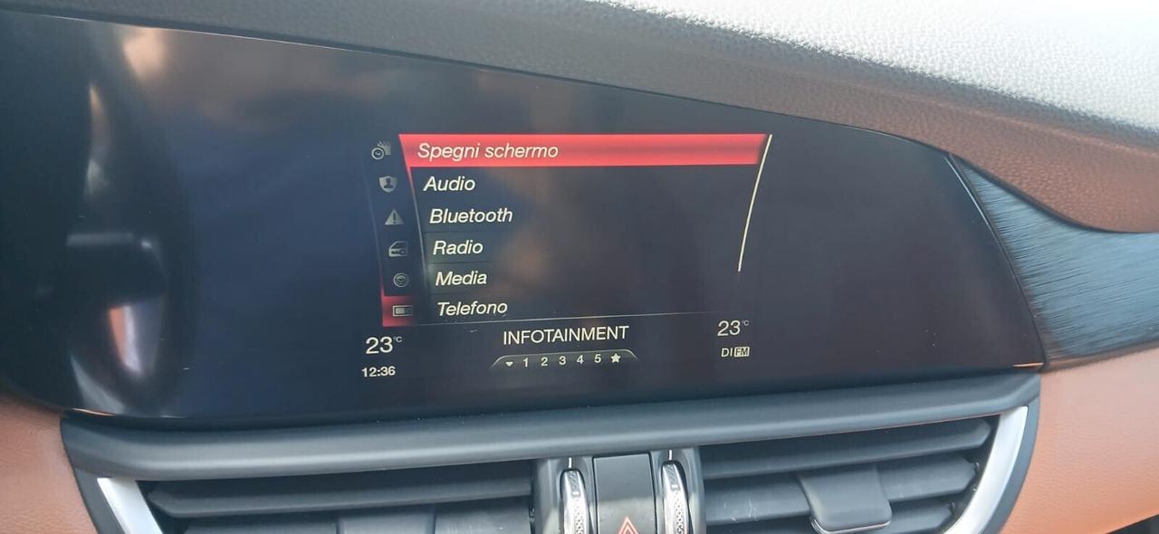 Alfa Romeo Giulia 2.2 Tdi 150 CV Super - 2017