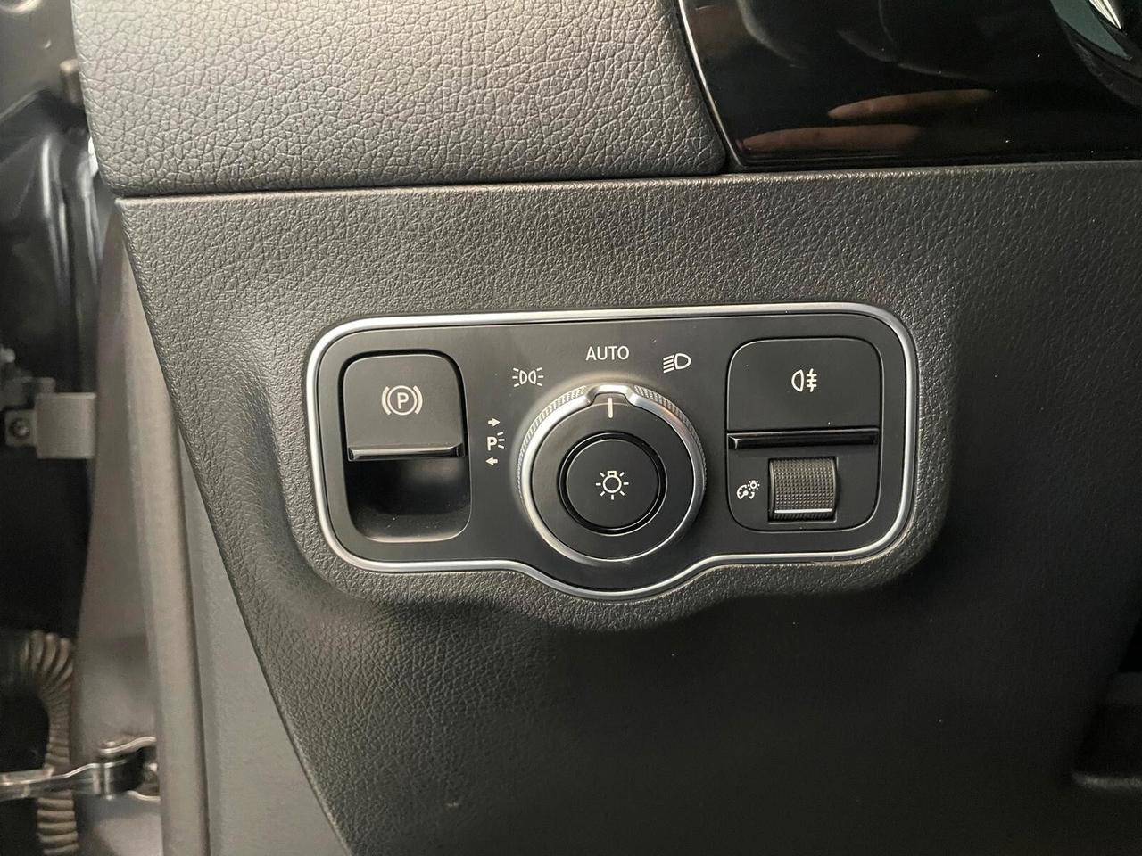 Mercedes-benz B 200 d Automatic Progressive