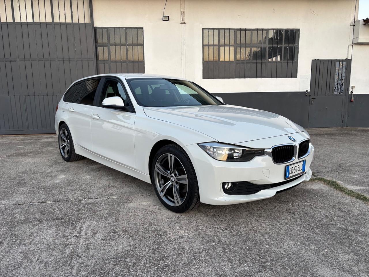 Bmw 318d 143cv. Garanzia 12 mesi. Neopatentati