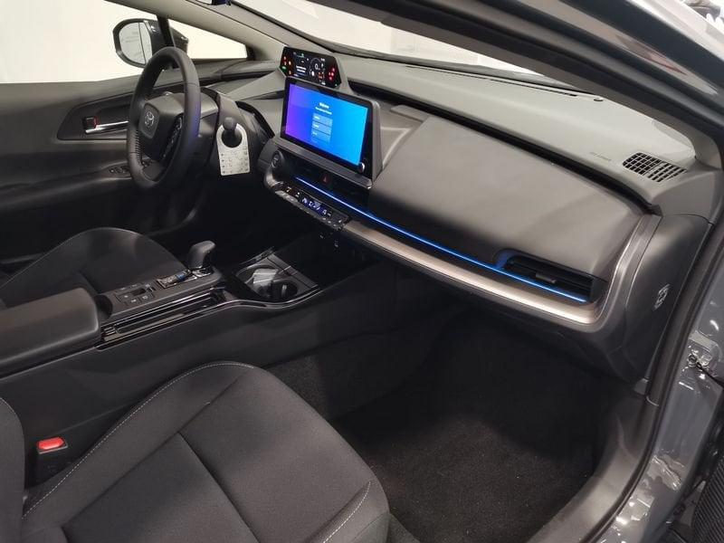 Toyota Prius Plug-in Hybrid Lounge