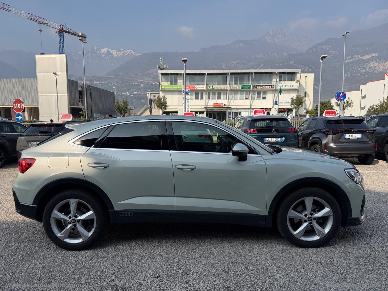 AUDI Q3 SPB 35 TDI S tronic Business ADVANCED Plus