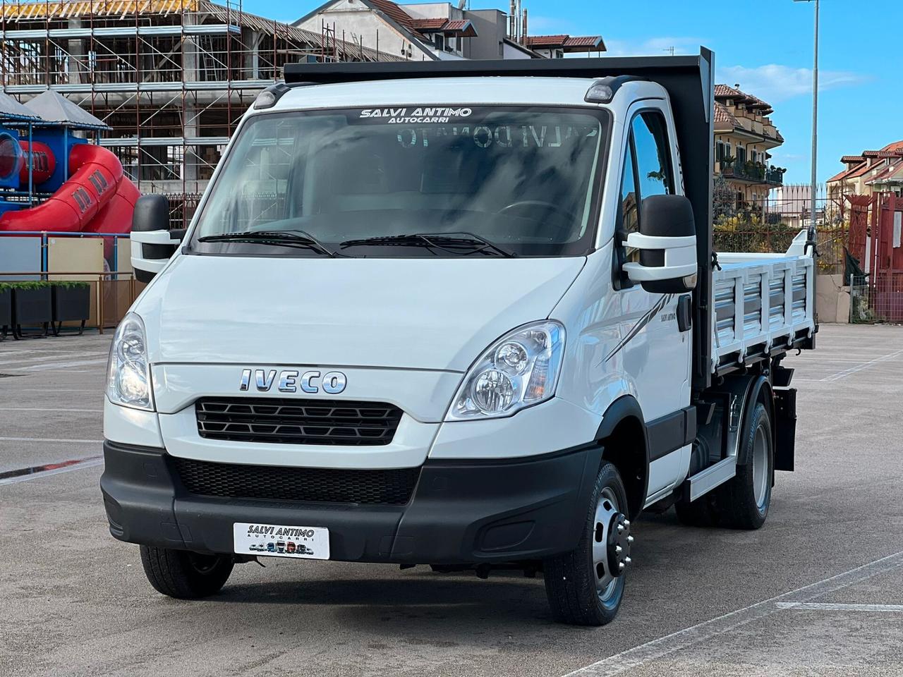 IVECO DAILY 35C11 RIBALTABILE TRILATERALE NUOVO EURO 5B