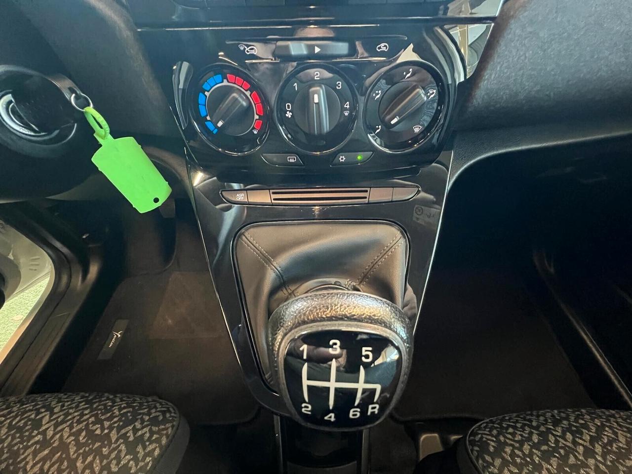 Lancia Ypsilon 1.0 HYBRID 30.000KM*NESSUN VINCOLO FINANZIAM* AZIENDALE Ecochic Silver