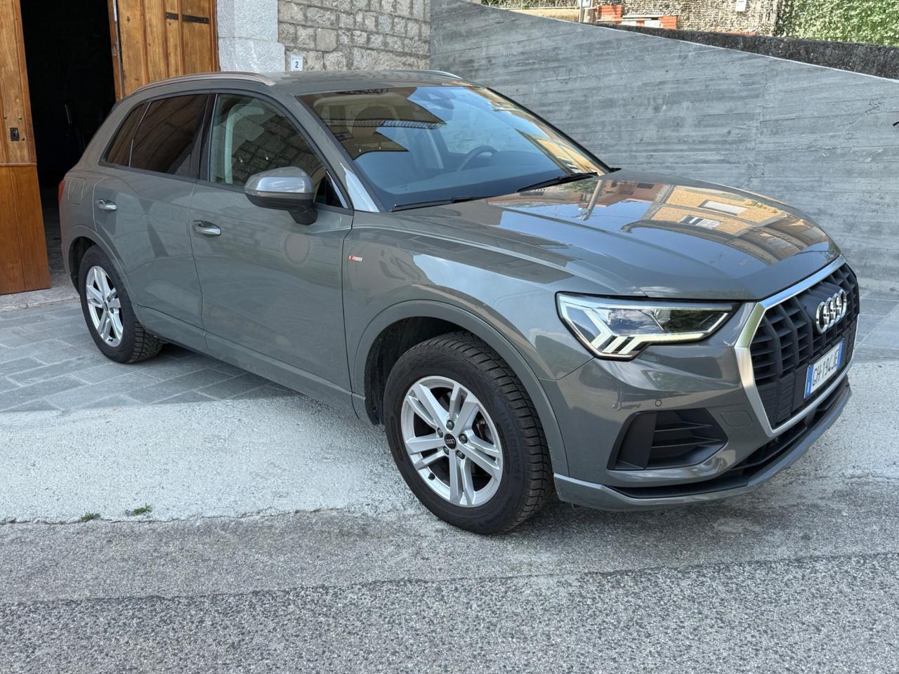 Audi Q3 35 TDI S tronic S line edition